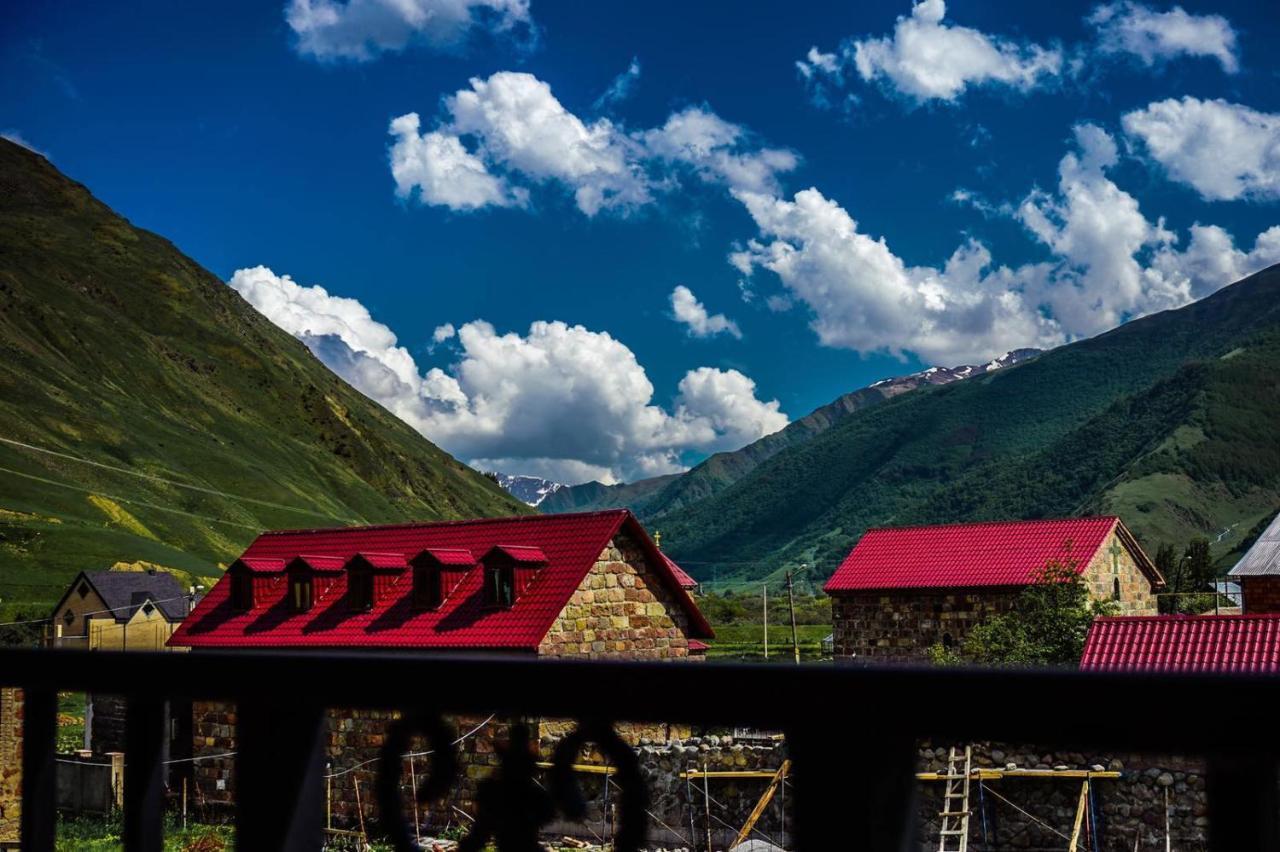 Holiday Home Kazbegi Eksteriør bilde
